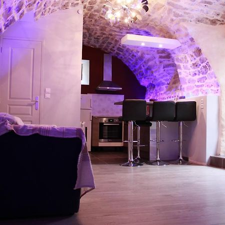 Gite De La Fontaine Paulhe Habitación foto